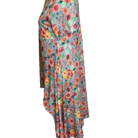 Crazy Train High/Low Knit Top Short Sleeve Floral Size M NWOT - Picture 7 of 11